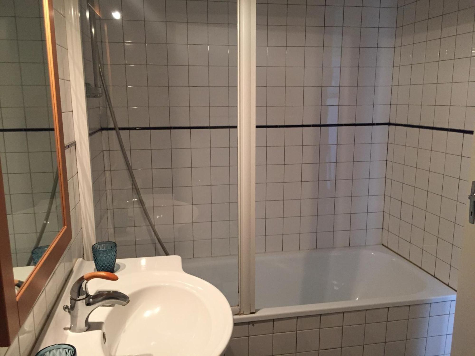 Les Huguets Bed & Breakfast Villeneuve-sur-Lot Room photo